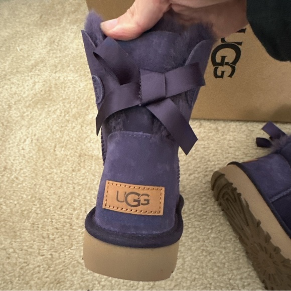 Ugg Mini Bailey Bow II Boots - Picture 2 of 6